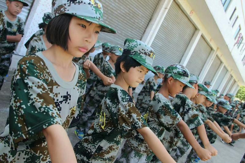 女孩子可以参加军事夏令营吗
